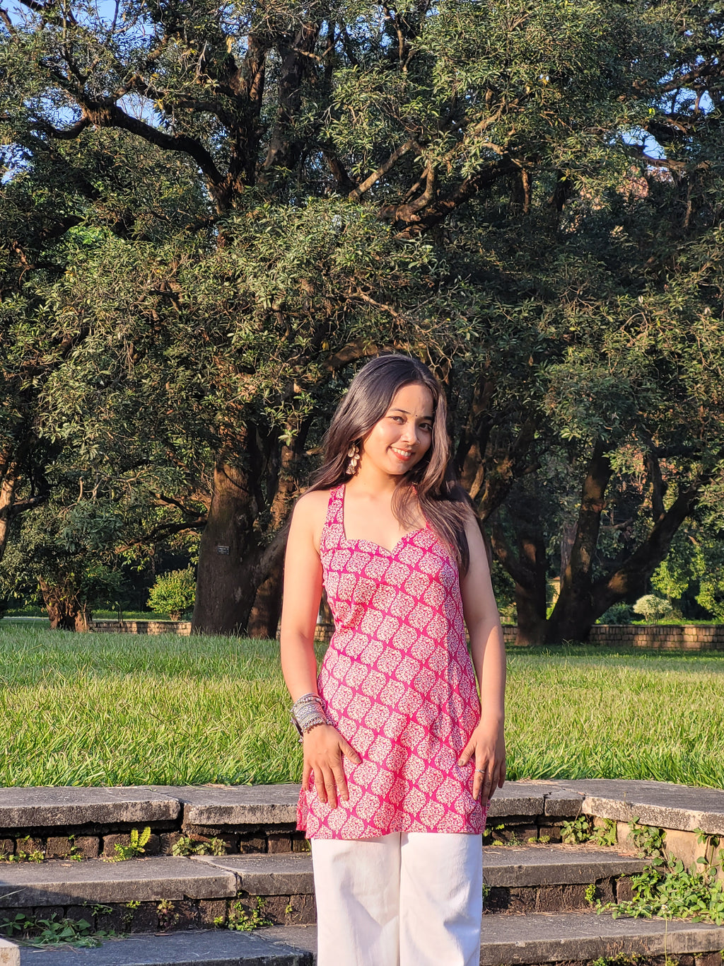 Aarvi Handblock Halter Kurti