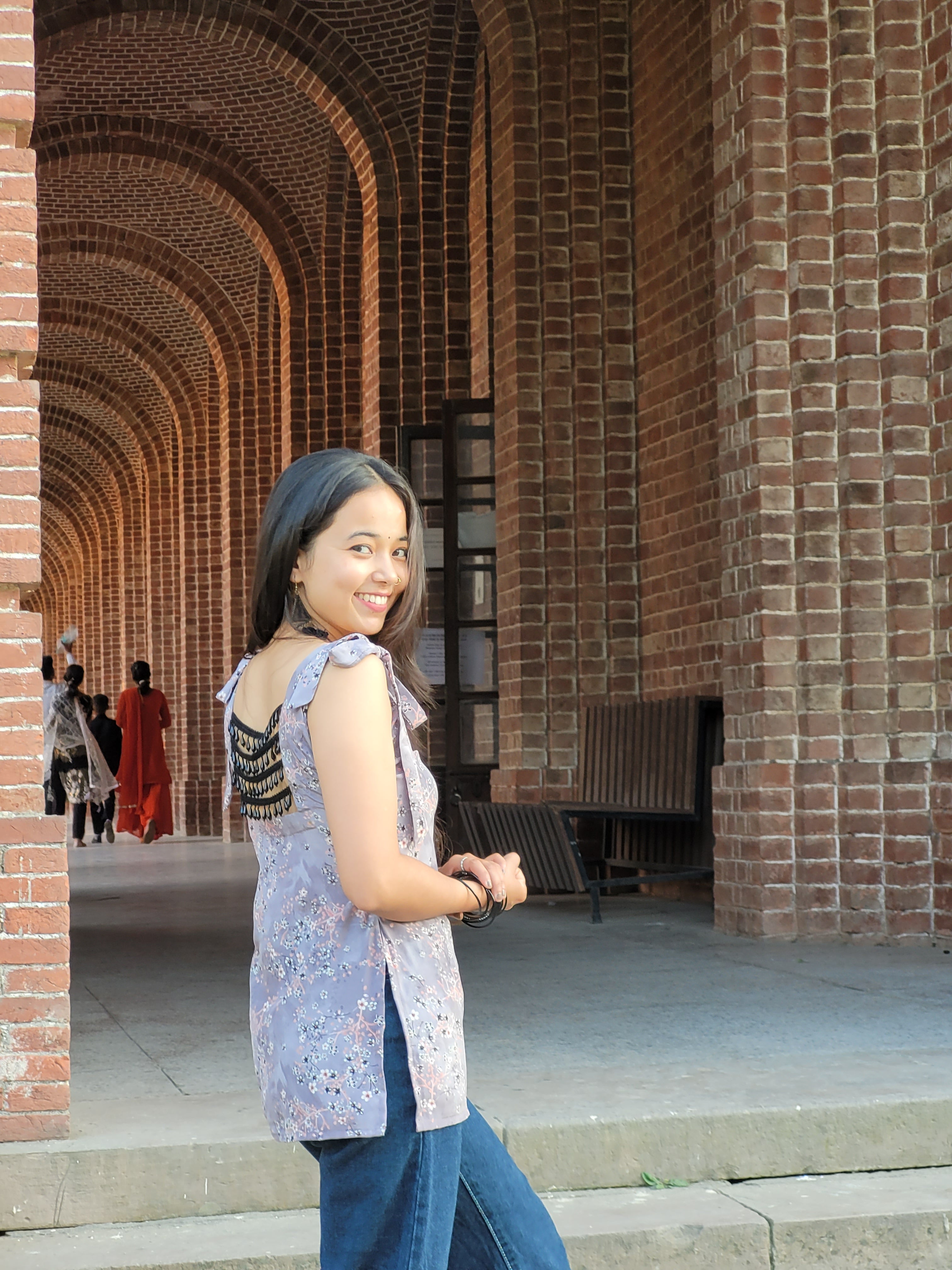 Trishudra Ruhani Nazm