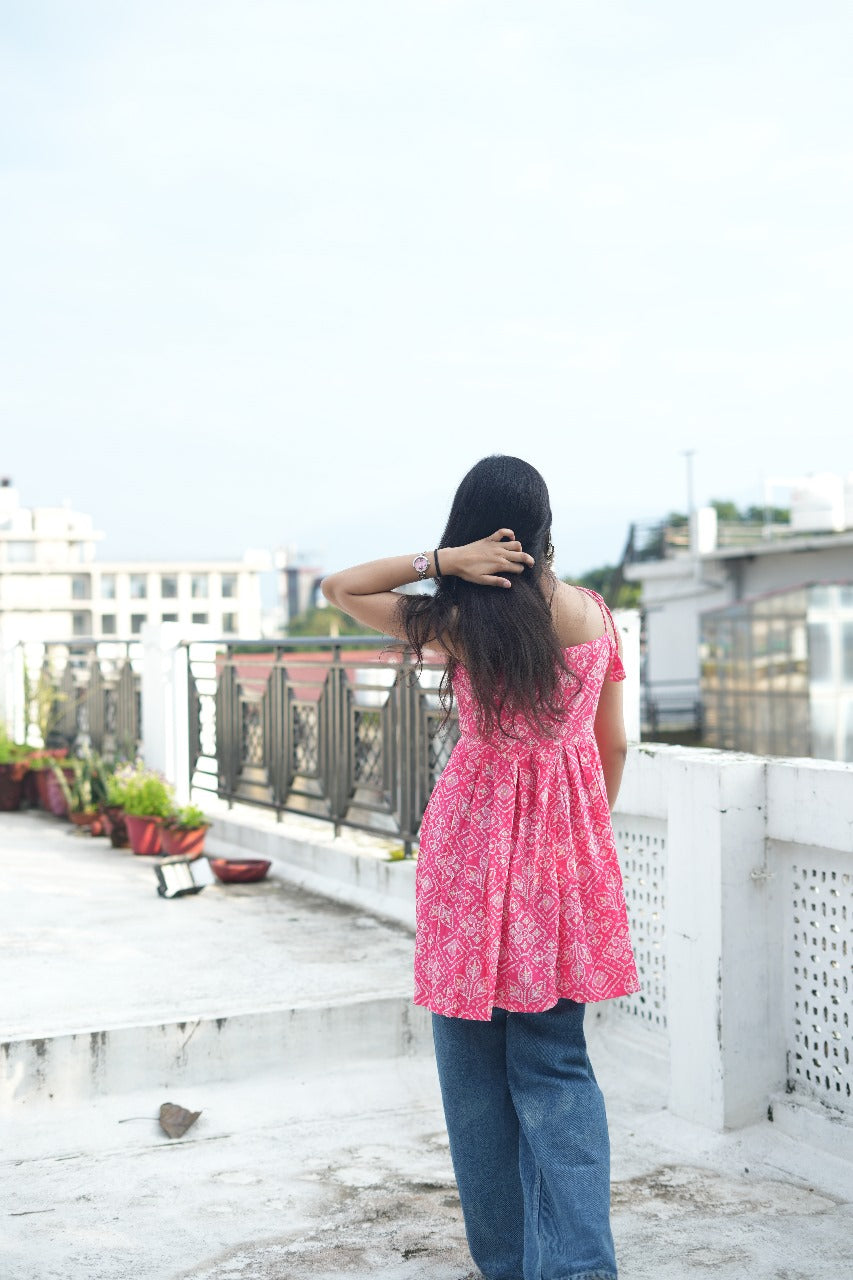 Trishudra Gulnaar – The Blossom Kurti 🌺