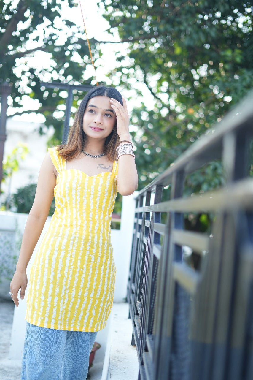 Trishudra Kanak – The Sunshine Kurti ☀