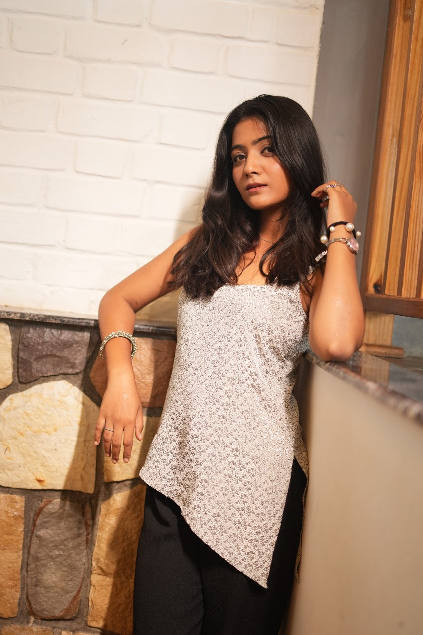 Trishudra Ziya – Light of Elegance ✨